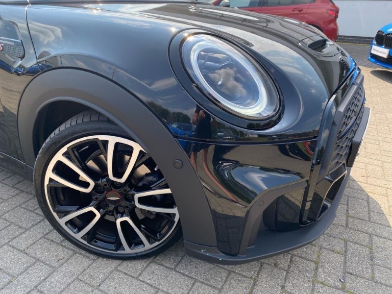 2024 (24) MINI HATCHBACK 2.0 Cooper S Sport Premium Plus 3dr Auto 3380122
