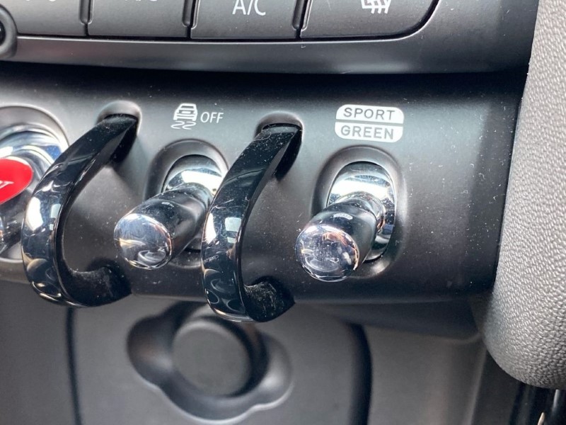 2024 (24) MINI HATCHBACK 2.0 Cooper S Sport Premium Plus 3dr Auto 3380099