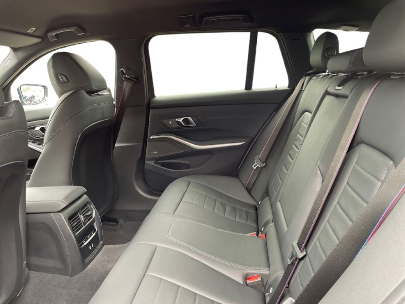 2024 (24) BMW 3 SERIES 320i M Sport 5dr Step Auto [Tech/Pro Pack] 3471180