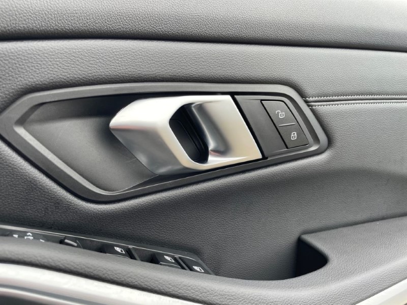 2024 (24) BMW 3 SERIES 320i M Sport 5dr Step Auto [Tech/Pro Pack] 3471189