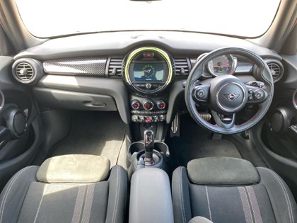 2019 (19) MINI HATCHBACK 2.0 Cooper S Sport II 5dr Auto