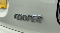 2018 (18) MINI HATCHBACK 1.5 Cooper II 3dr Auto 3185873