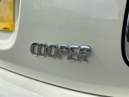 2018 (18) MINI HATCHBACK 1.5 Cooper II 3dr Auto