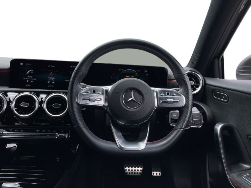 2021 (70) MERCEDES-BENZ A CLASS A180 AMG Line Executive 5dr Auto 3275140