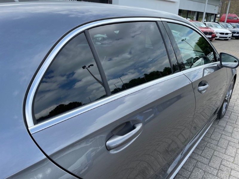 2021 (70) MERCEDES-BENZ A CLASS A180 AMG Line Executive 5dr Auto 3275181