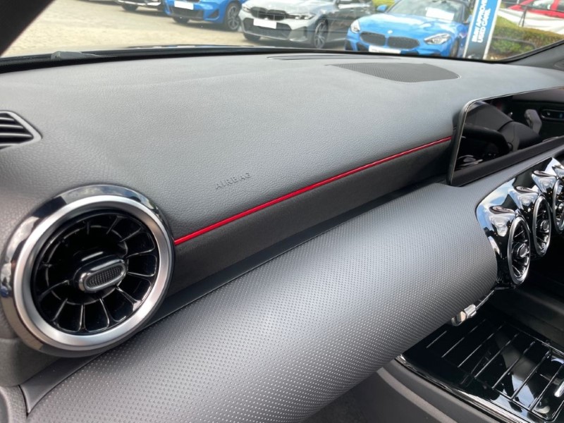 2021 (70) MERCEDES-BENZ A CLASS A180 AMG Line Executive 5dr Auto 3275182