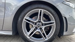 2021 (70) MERCEDES-BENZ A CLASS A180 AMG Line Executive 5dr Auto 3275149