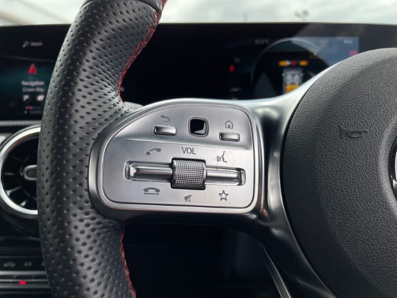 2021 (70) MERCEDES-BENZ A CLASS A180 AMG Line Executive 5dr Auto 3275152