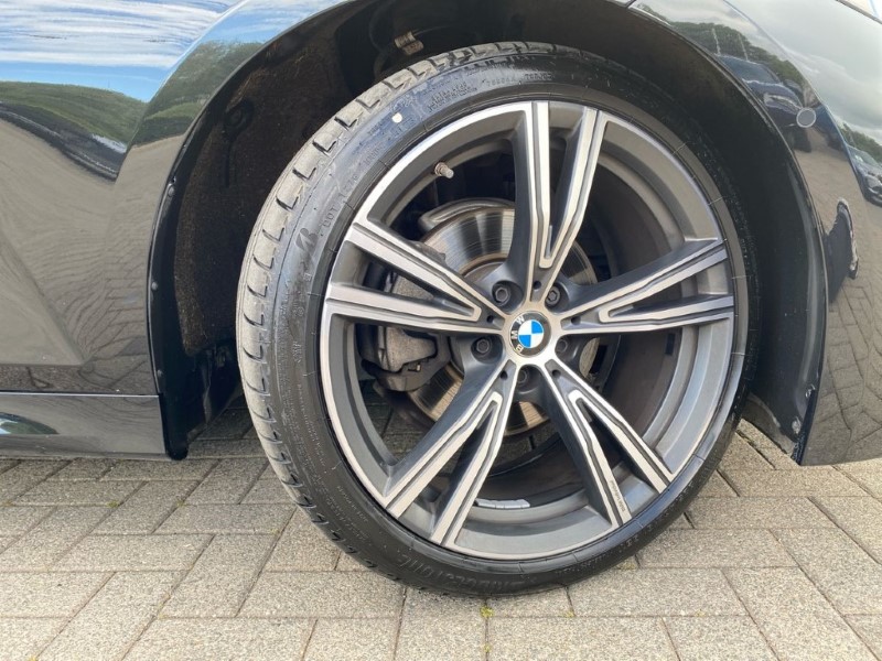 2023 (73) BMW 3 SERIES 320i M Sport 4dr Step Auto 3302856