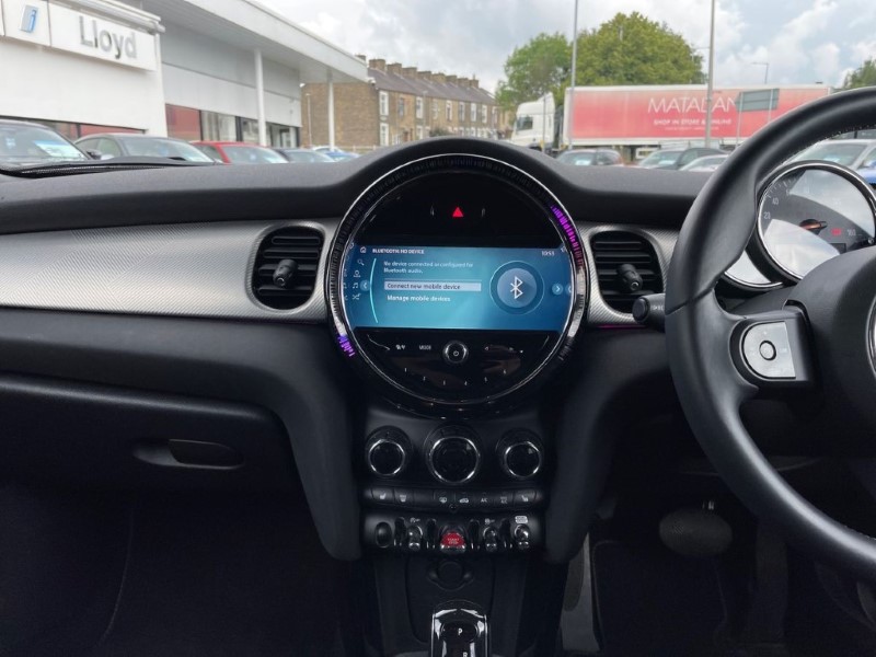 2023 (72) MINI HATCHBACK 1.5 Cooper Exclusive 3dr Auto 3338196