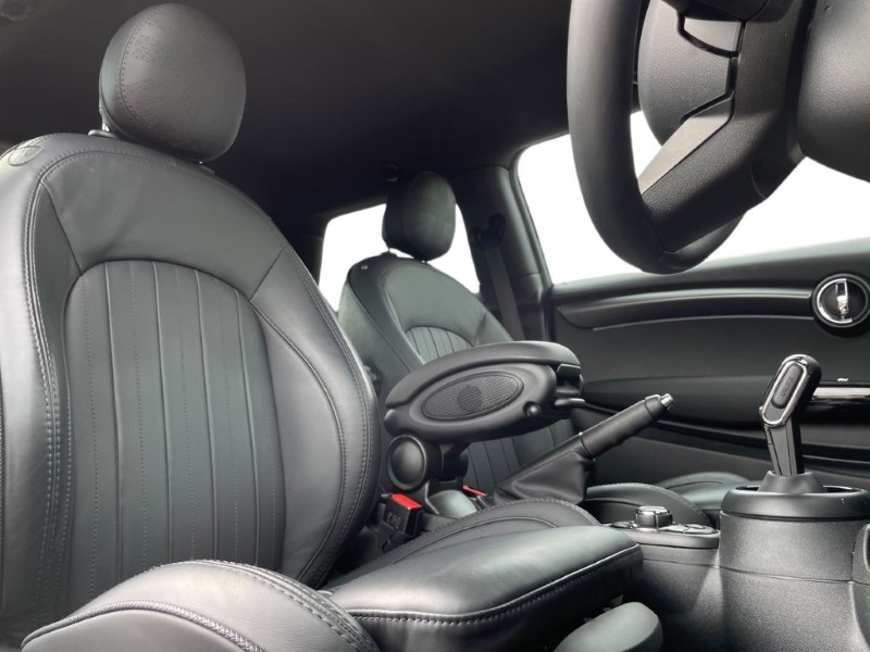 2023 (72) MINI HATCHBACK 1.5 Cooper Exclusive 3dr Auto 3338199