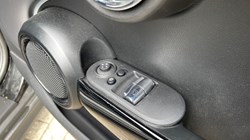 2023 (72) MINI HATCHBACK 1.5 Cooper Exclusive 3dr Auto 3338210