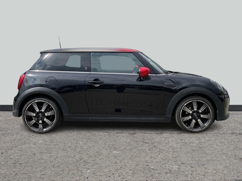 2023 (72) MINI HATCHBACK 1.5 Cooper Exclusive 3dr Auto 3338191