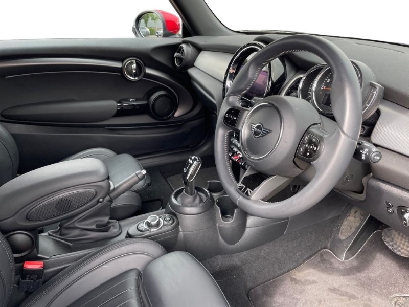 2023 (72) MINI HATCHBACK 1.5 Cooper Exclusive 3dr Auto 3338194