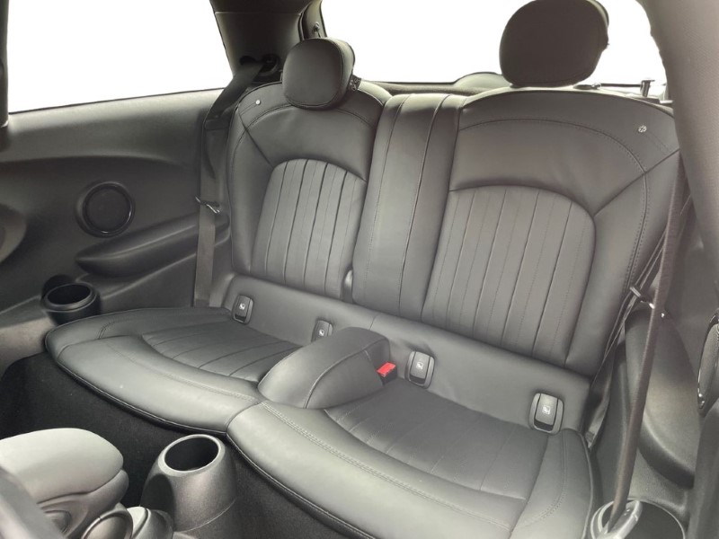 2023 (72) MINI HATCHBACK 1.5 Cooper Exclusive 3dr Auto 3338200