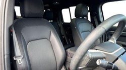 2024 (24) LAND ROVER DEFENDER 3.0 D250 X-Dynamic SE 110 5dr Auto 5242695