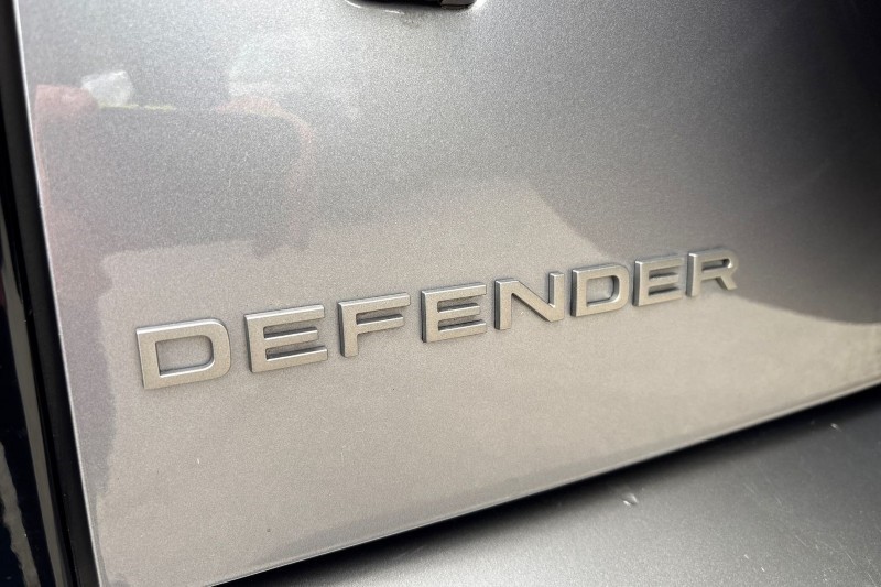 2024 (24) LAND ROVER DEFENDER 3.0 D250 X-Dynamic SE 110 5dr Auto 5242718