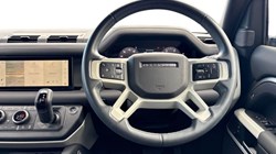 2024 (24) LAND ROVER DEFENDER 3.0 D250 X-Dynamic SE 110 5dr Auto 5242684