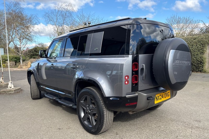 2024 (24) LAND ROVER DEFENDER 3.0 D250 X-Dynamic SE 110 5dr Auto 5242724