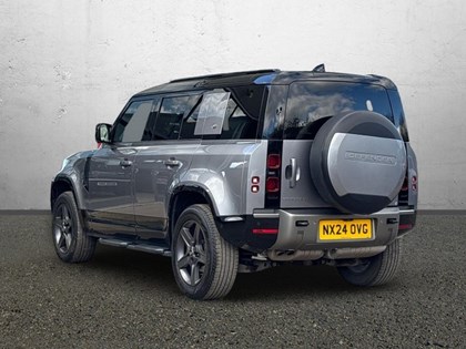 2024 (24) LAND ROVER DEFENDER 3.0 D250 X-Dynamic SE 110 5dr Auto