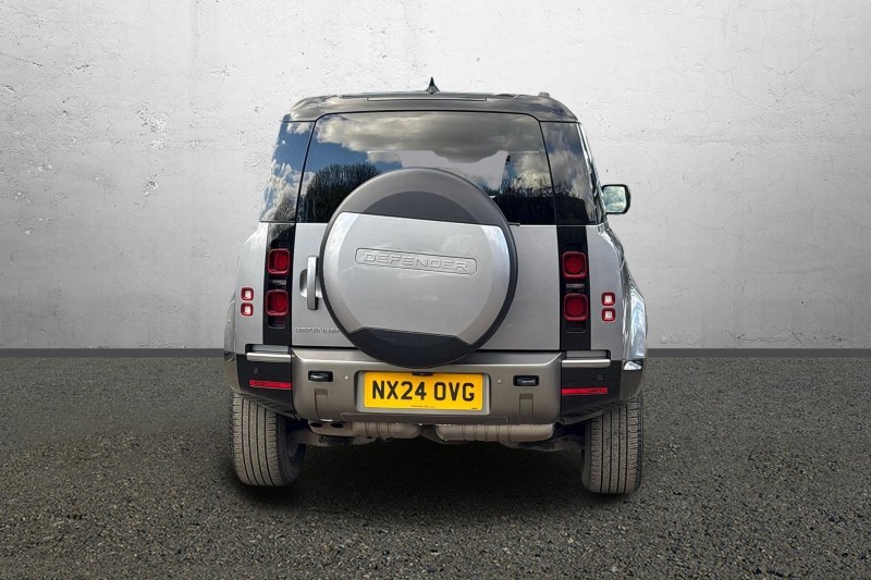 2024 (24) LAND ROVER DEFENDER 3.0 D250 X-Dynamic SE 110 5dr Auto 5242675
