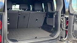 2024 (24) LAND ROVER DEFENDER 3.0 D250 X-Dynamic SE 110 5dr Auto 5242711