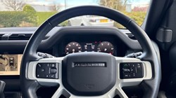 2024 (24) LAND ROVER DEFENDER 3.0 D250 X-Dynamic SE 110 5dr Auto 5242696