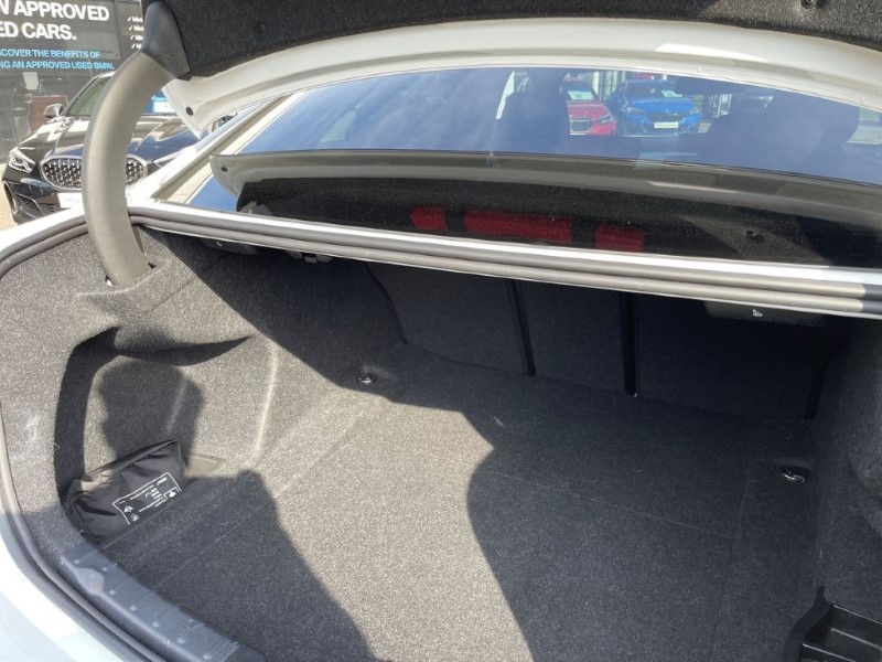 2018 (68) BMW 3 SERIES 320d M Sport 4dr Step Auto 3373772