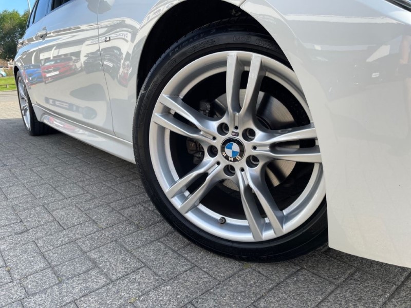 2018 (68) BMW 3 SERIES 320d M Sport 4dr Step Auto 3373776