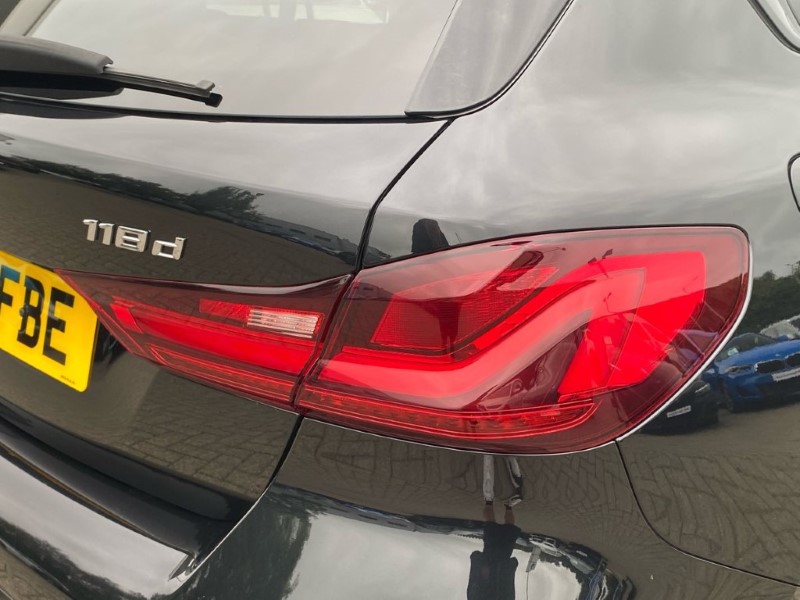 2020 (20) BMW 1 SERIES 118d M Sport 5dr 3406633