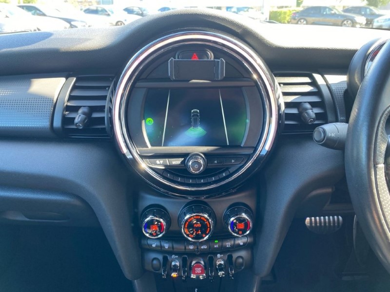 2019 (19) MINI HATCHBACK 1.5 Cooper Sport II 5dr Auto 3421114