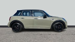 2019 (19) MINI HATCHBACK 1.5 Cooper Sport II 5dr Auto 3421091