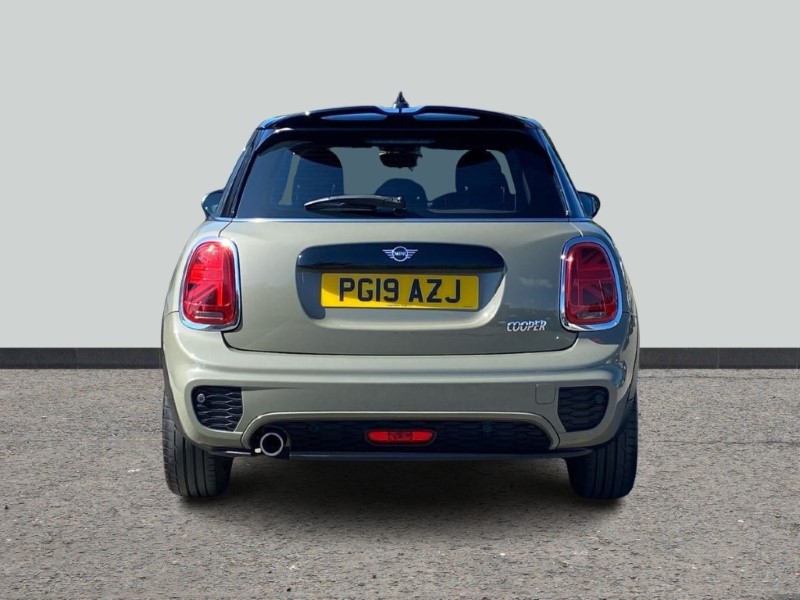 2019 (19) MINI HATCHBACK 1.5 Cooper Sport II 5dr Auto 3421103