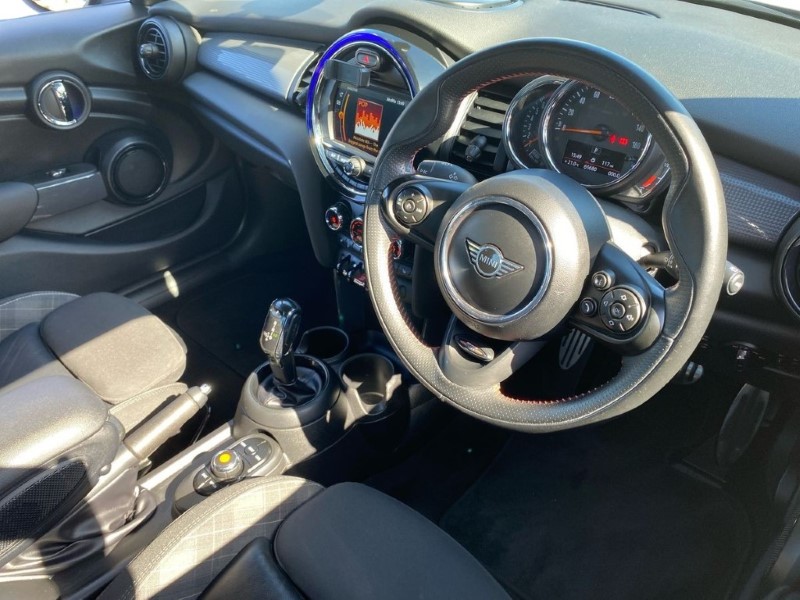 2019 (19) MINI HATCHBACK 1.5 Cooper Sport II 5dr Auto 3421094