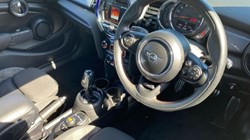 2019 (19) MINI HATCHBACK 1.5 Cooper Sport II 5dr Auto 3421094