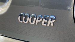 2019 (19) MINI HATCHBACK 1.5 Cooper Sport II 5dr Auto 3421130