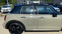 2019 (19) MINI HATCHBACK 1.5 Cooper Sport II 5dr Auto 3421135