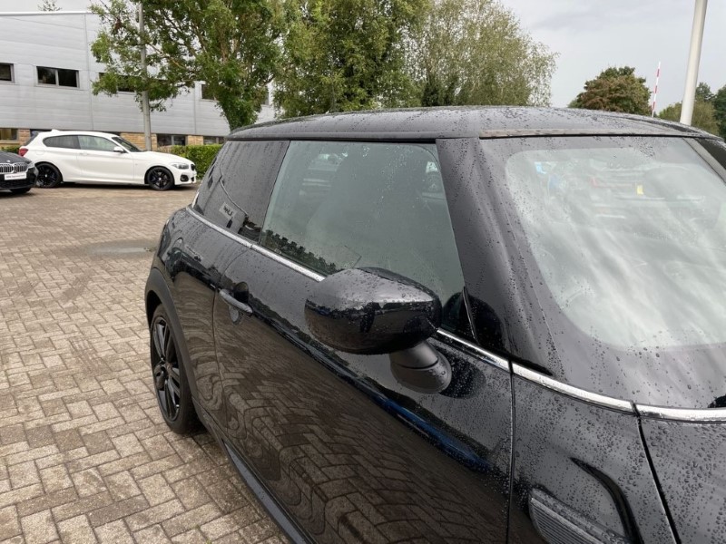 2022 (22) MINI HATCHBACK 1.5 Cooper Sport 3dr Auto 3448190