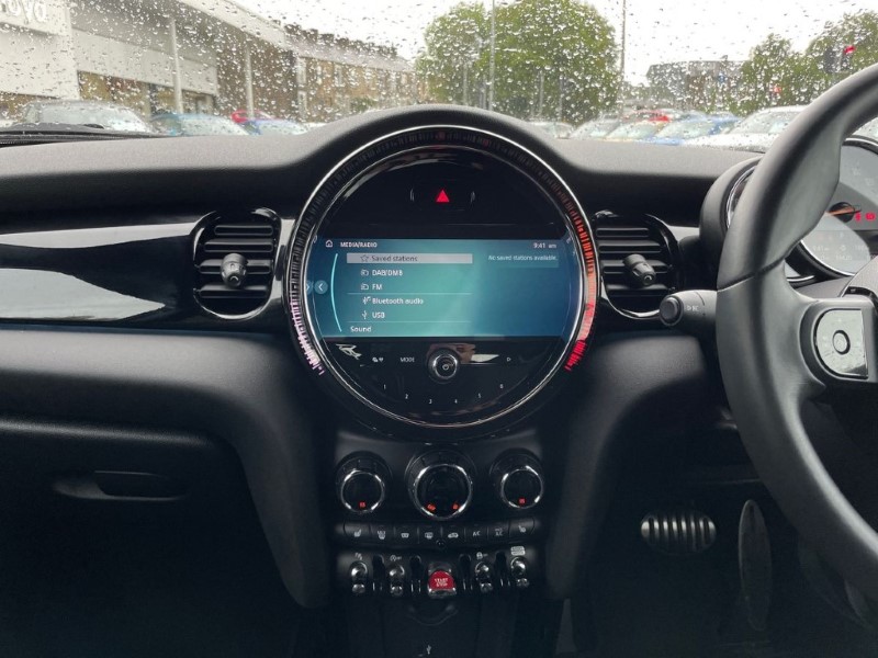 2022 (22) MINI HATCHBACK 1.5 Cooper Sport 3dr Auto 3448154