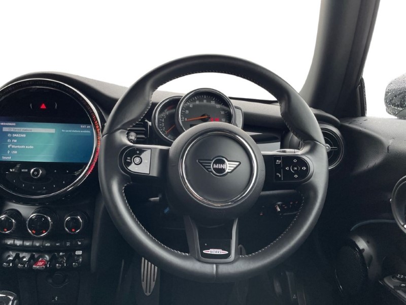 2022 (22) MINI HATCHBACK 1.5 Cooper Sport 3dr Auto 3448151