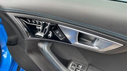 2017 (17) JAGUAR F-TYPE 3.0 S/C V6 British Design Edition 2dr Auto AWD 3425737