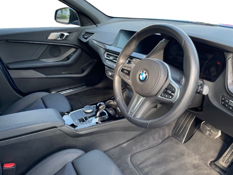 2022 (22) BMW 1 SERIES 118i [136] M Sport 5dr Step Auto [LCP] 3386928