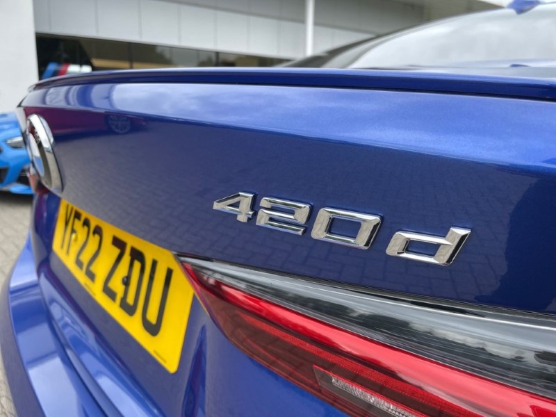 2022 (22) BMW 4 SERIES 420d MHT M Sport 2dr Step Auto 3404985