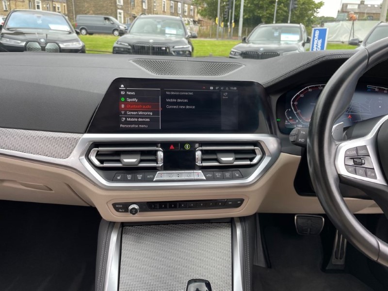 2022 (22) BMW 4 SERIES 420d MHT M Sport 2dr Step Auto 3404951