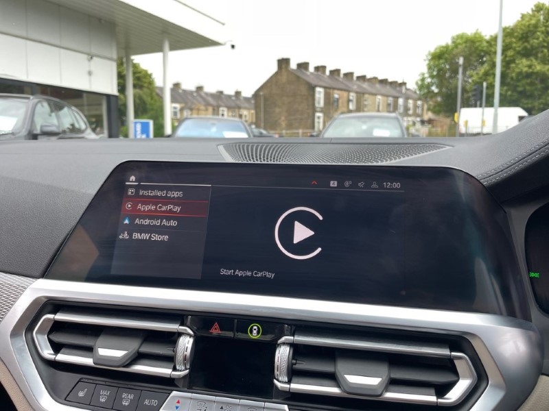 2022 (22) BMW 4 SERIES 420d MHT M Sport 2dr Step Auto 3404972