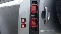 2023 (23) LAND ROVER DEFENDER 3.0 D250 SE 110 5dr Auto 5223690