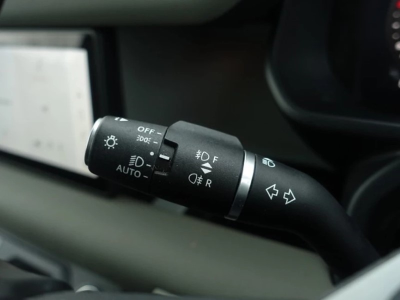 2023 (23) LAND ROVER DEFENDER 3.0 D250 SE 110 5dr Auto 5223704