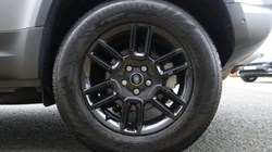 2023 (23) LAND ROVER DEFENDER 3.0 D250 SE 110 5dr Auto 5223700