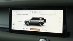 2023 (23) LAND ROVER DEFENDER 3.0 D250 SE 110 5dr Auto 5223708