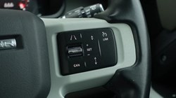 2023 (23) LAND ROVER DEFENDER 3.0 D250 SE 110 5dr Auto 5223702